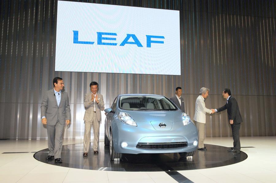  Nissan Leaf 2010 года  (фото 43 из 77)